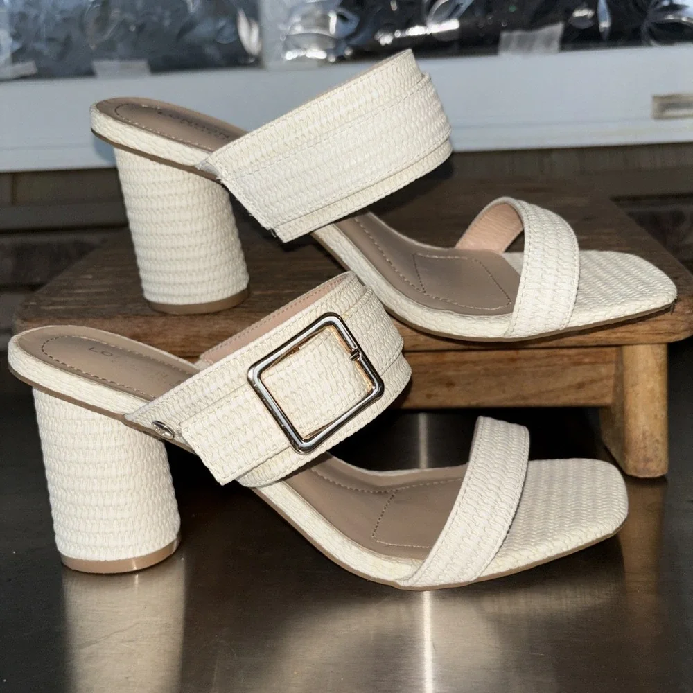 London Fog Cream Vaeda Sandals Womens 7.5 M Chunky Round Heel Buckle Square Toe
